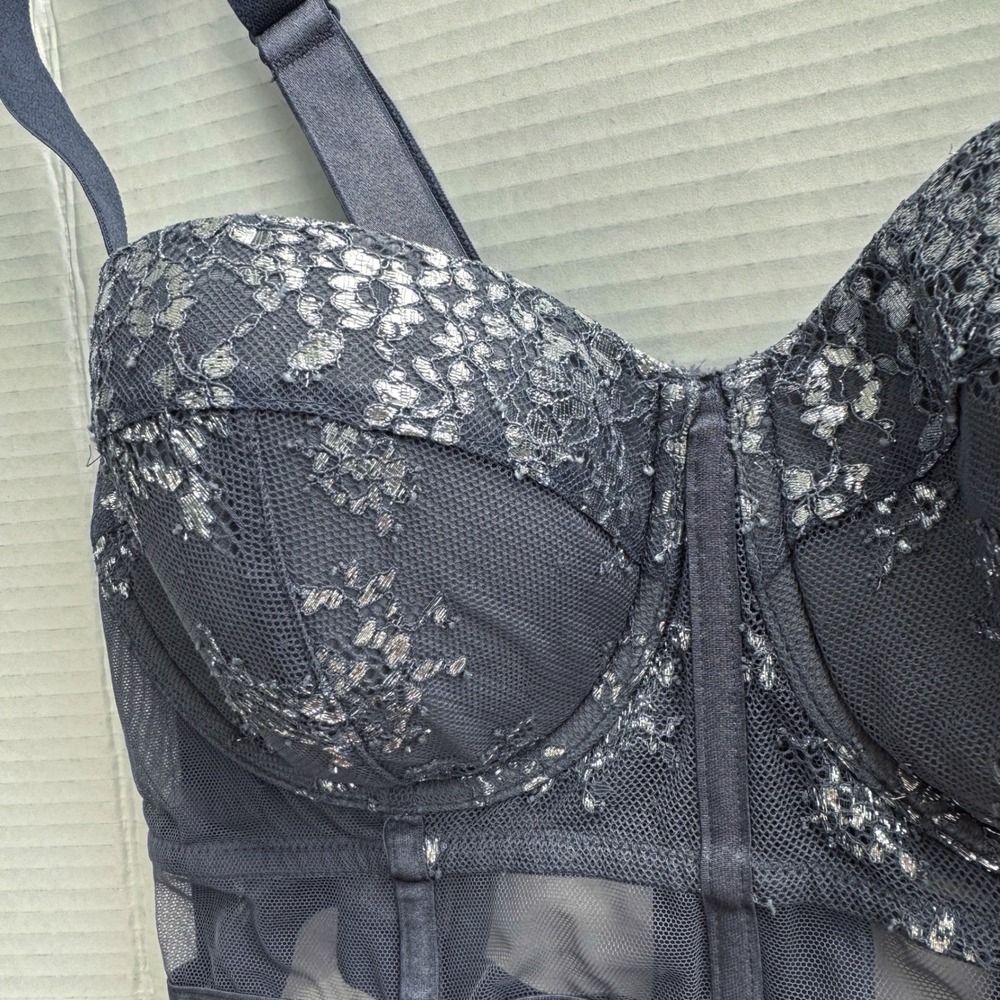 Victorias Secret Very Sexy Lined Balconette longline Bra Gray Silver Lace 36D - Picture 4 of 9